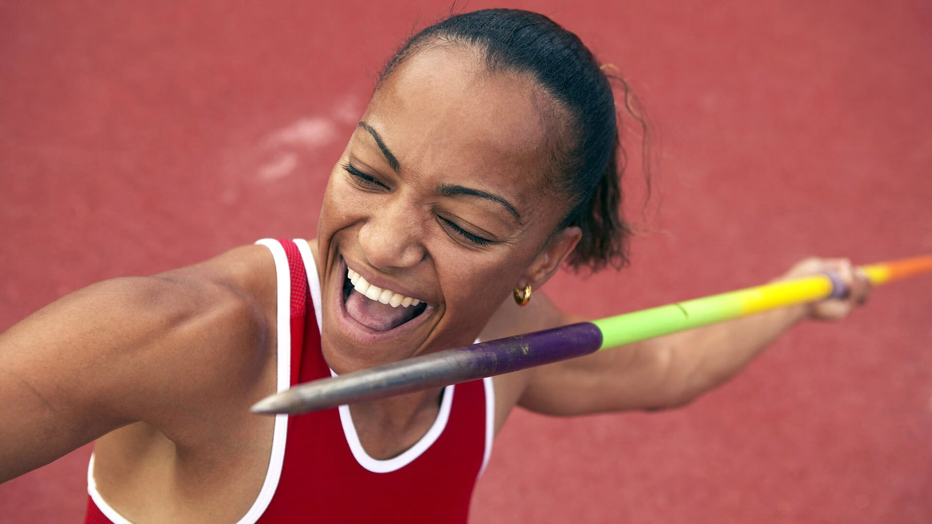 贝林厄姆谦逊发言冲上热搜，独行侠绝杀火箭引爆体育圈双高潮